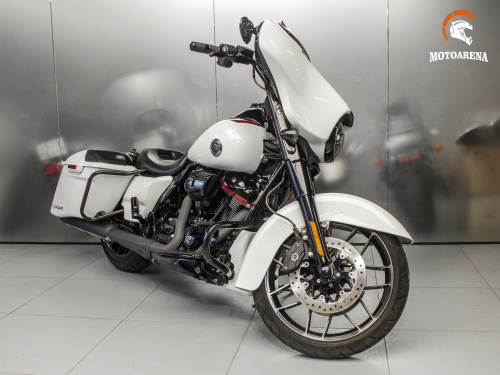 Harley-Davidson CVO FLHXSE фото 2