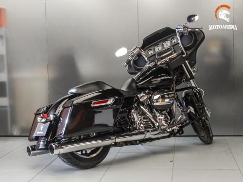Harley-Davidson Street Glide FLHX-2018 фото 4