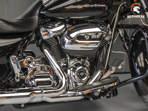 Harley-Davidson Street Glide FLHX-2018 фото 15