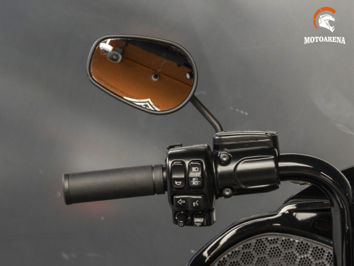 Harley-Davidson Road Glide FLTRXS фото 10