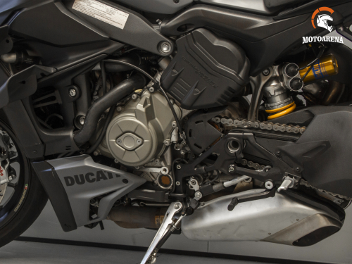 Ducati Streetfighter V4 фото 15