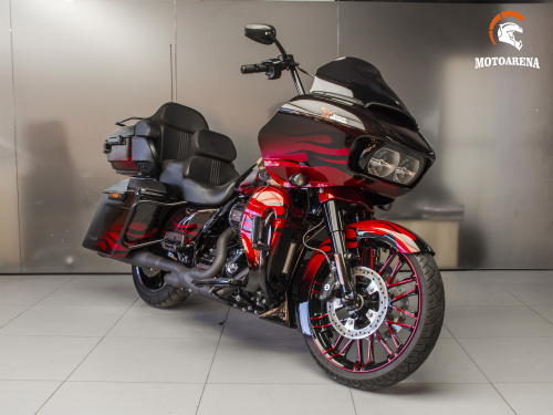 Harley-Davidson CVO Road Glide Limited фото 2