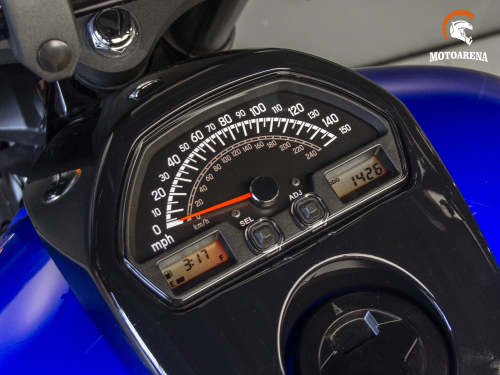 Suzuki Boulevard VZR 1800 фото 11