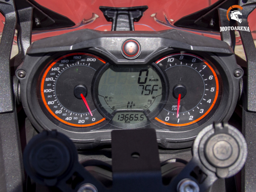 BRP Can-Am Spyder F3-S фото 10