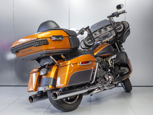 Harley-Davidson Electra Glide Ultra Classic FLHTCU фото 4