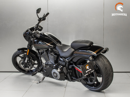 Harley-Davidson Breakout CVO FXSE Pro Street фото 7